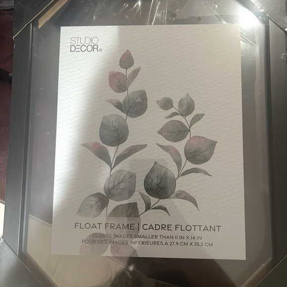 Studio Decor Black Picture Frame with Botanical Accents - Picture 1 of 1